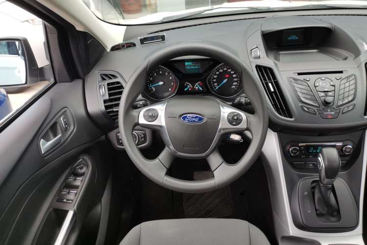 Used Ford Kuga 2015 1.5L GTDi Two-Wheel-Drive Comfort Model
