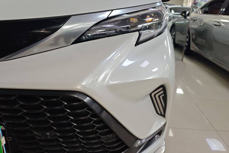 Used Toyota Granvia 2024 2.5L Hybrid Prestige PLUS Edition
