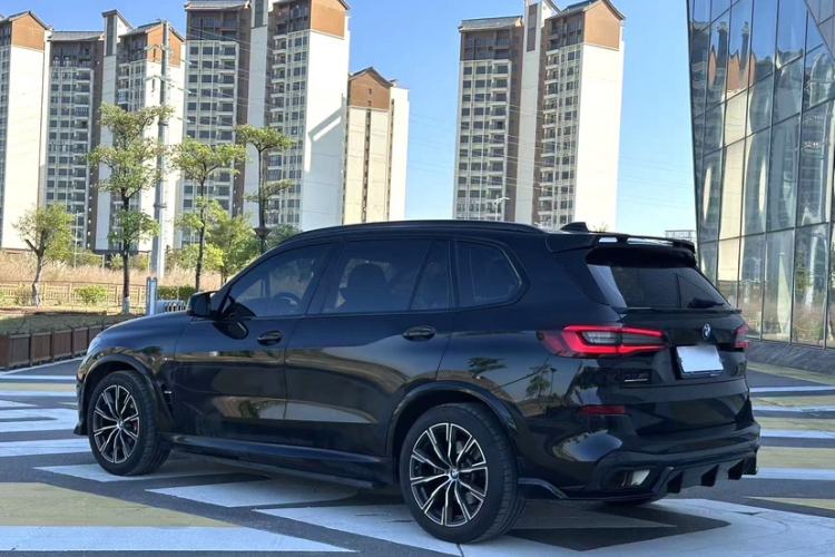 Used BMW X5 2022 Restyled xDrive 30Li Luxury Version M Sport Package