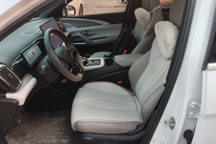 Used BYD Song Pro New Energy 2024 HONOR Edition DM-i 110KM Excellence Model
