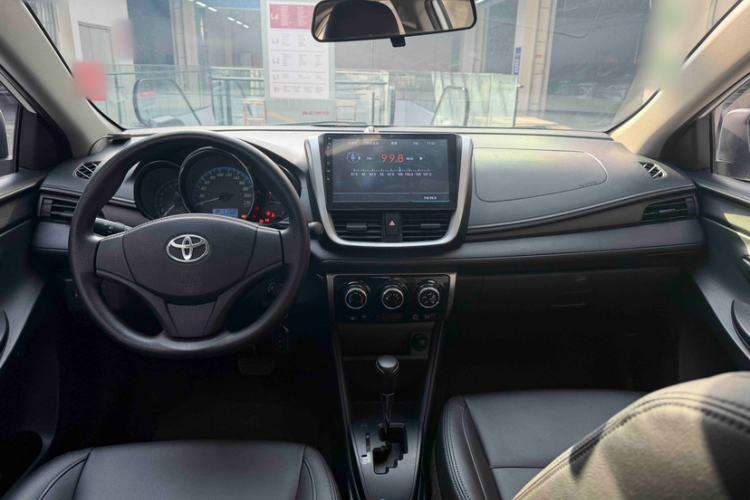 Used Toyota YARiS L 2017 1.5E CVT Dynamic Edition
