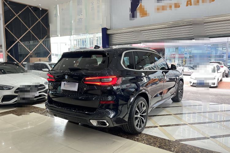 Used BMW X5 2022 Restyled xDrive 30Li Luxury Version M Sport Package