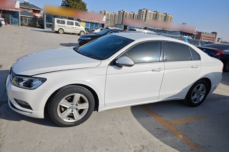 Used Volkswagen Lamando 2015 230TSI DSG Fashion Edition
