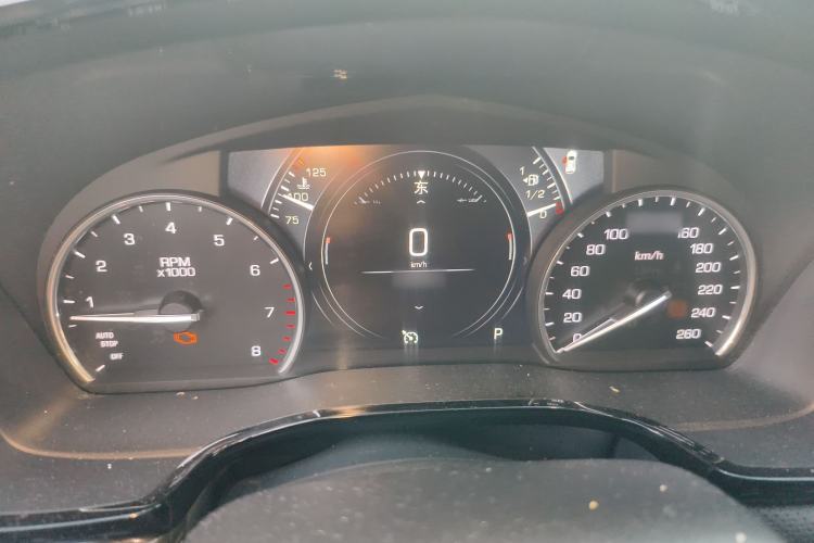 Used Cadillac XT5 2018 25T Luxury Model