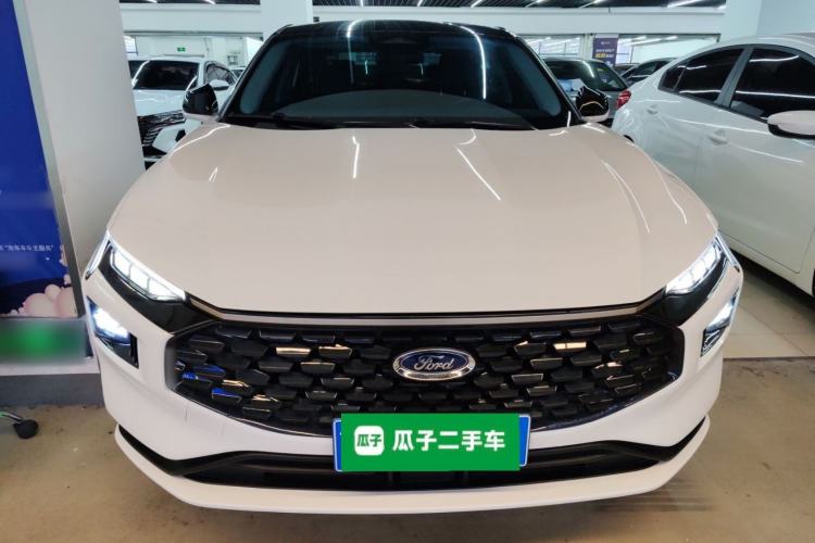 Used Ford Mondeo 2025 2.0T EcoBoost Luxury Version
