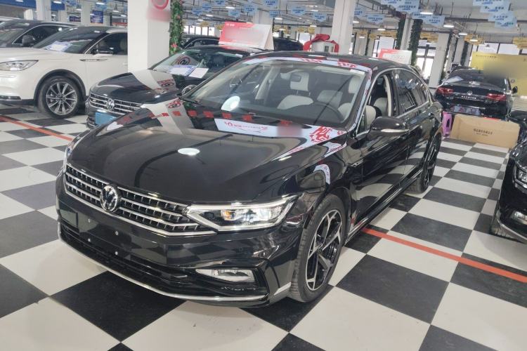 Used Volkswagen Magotan 2023 2 Million Units Commemorative Edition 330TSI DSG Luxury Version