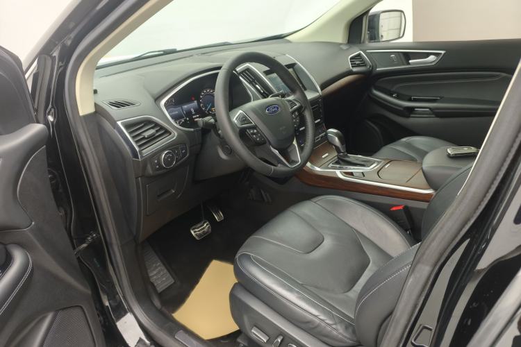 Used Ford Edge 2018 EcoBoost 245 Four-Wheel Drive Titanium 7-Seater
