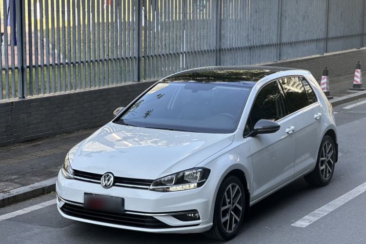 Used Volkswagen Golf 2018 230TSI Automatic Luxury Version