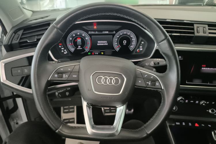 Used Audi Q3 2023 40 TFSI Fashion Dynamic Model
