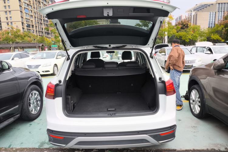 Used Volkswagen Tayron 2019 330TSI Two-Wheel Drive Luxury Model China VI Standard