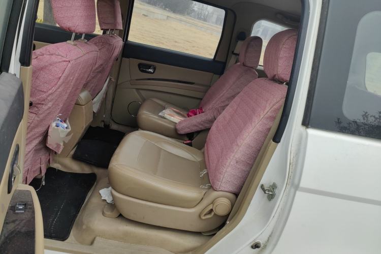 Used Wuling Hongguang 2014 1.5L S Luxury Model
