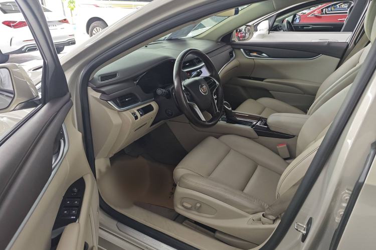 Used Cadillac XTS 2014 28T Comfort Version
