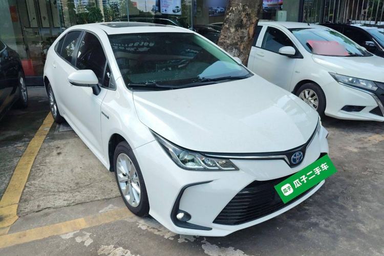 Used Toyota Corolla 2021 Dual-Motor 1.8L E-CVT Elite Edition
