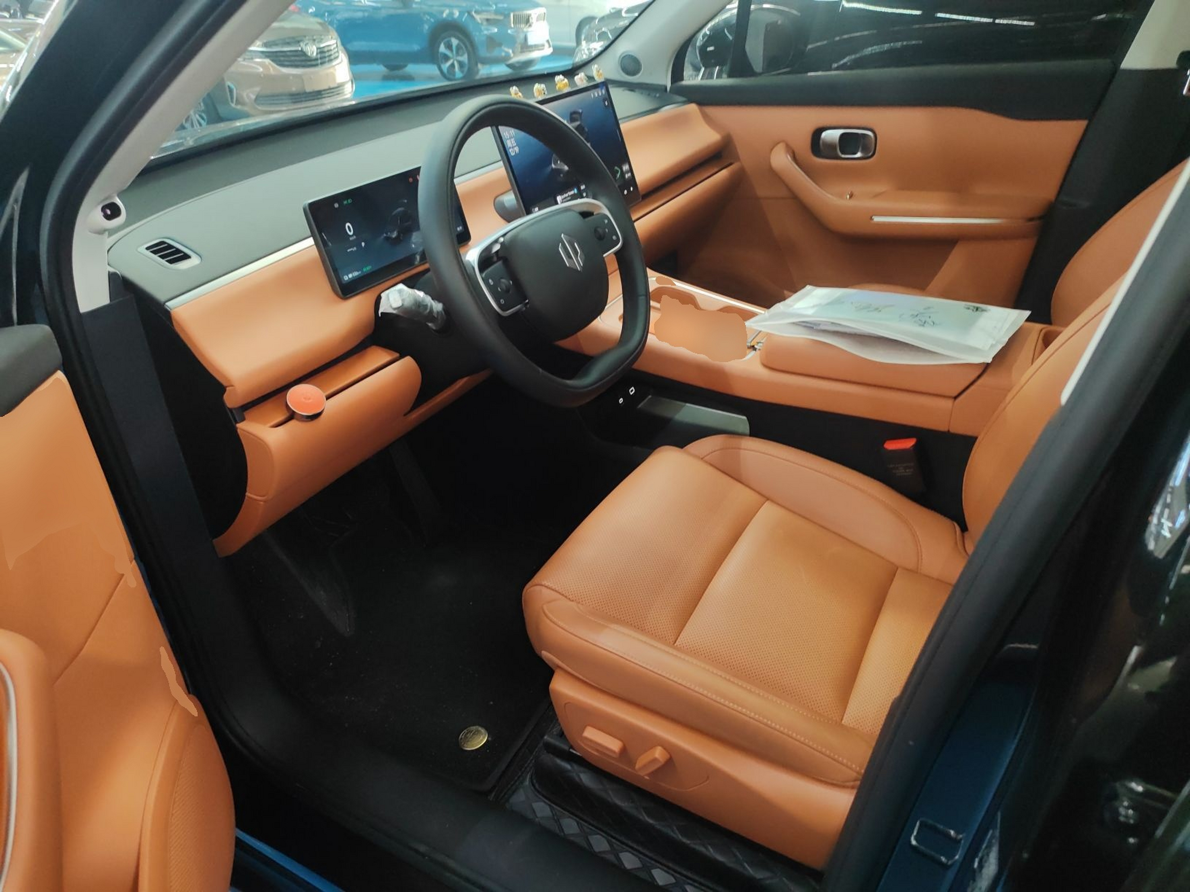 المقاعد الأمامية داخل السيارة