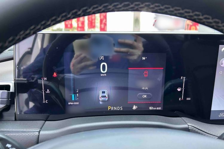 Used Ford Edge 2021 PLUS EcoBoost 245 Two-Wheel-Drive Platinum Edition 5 Seats
