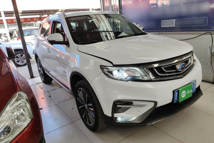 Used Geely Auto Emgrand X7 Sport 2018 1.8TD Automatic Two-Wheel Drive ZhiZun Model with 4G Connectivity
