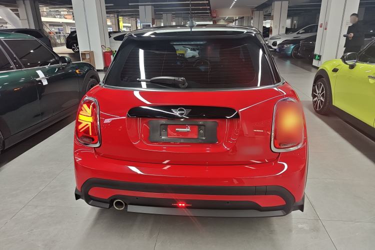 Used  MINI 2022 Updated 1.5T COOPER Artist Five-Door Edition
