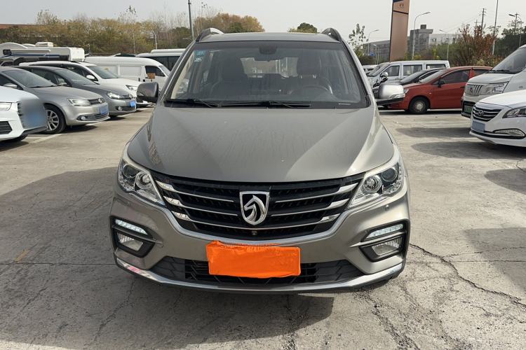 Used Baojun 560 2017 1.5T DCT Flagship Model 7 Seats