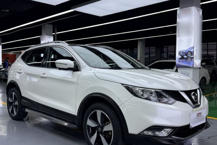 Used Nissan Qashqai 2016 2.0L CVT Luxury Edition
