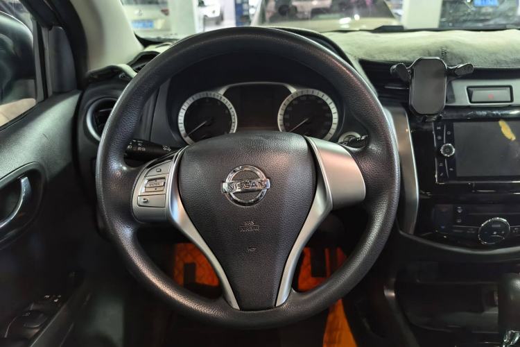 Used Nissan Terra 2018 2.5L Automatic 2WD Luxury Edition
