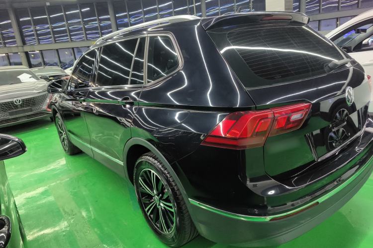 Used Volkswagen Tiguan L 2019 330TSI Automatic Two-Wheel Drive Panoramic Comfort Edition China V Standard
