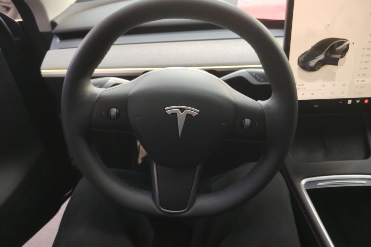 Used Tesla Model Y 2024 Rear-Wheel-Drive Version
