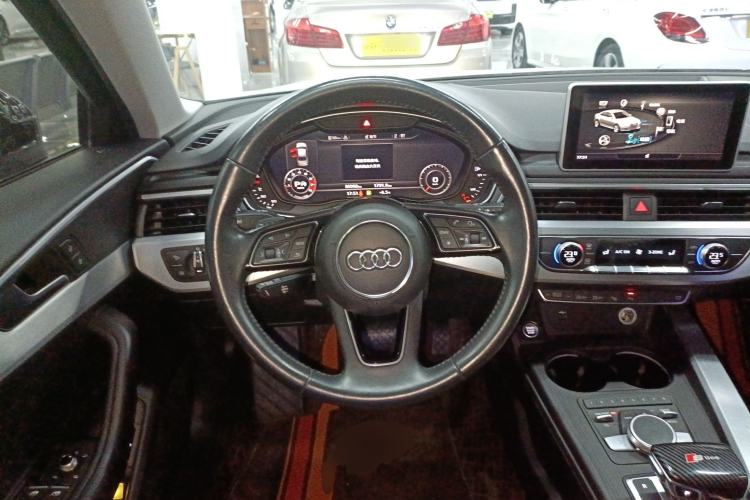 Used Audi A4L 2019 40 TFSI Fashion Edition China VI Emission Standard
