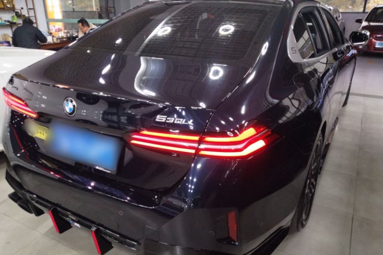 Used BMW 5 Series 2024 530Li Leading Model M Sport Package