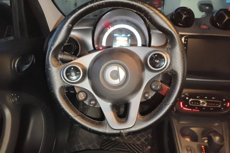 Used  forfour 2018 1.0L 52kW Passion Edition
