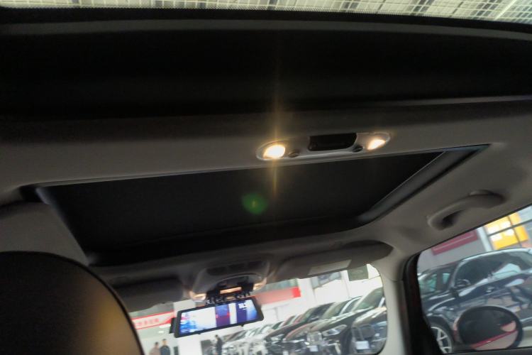 Used MINI MINI 2019 2.0T COOPER S Classic Edition Five-Door Model
