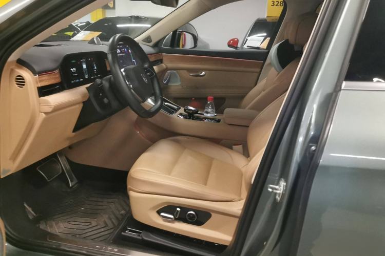 Used Hima AITO M5 2023 Extended-Range Four-Wheel Drive Intelligent Driving Version
