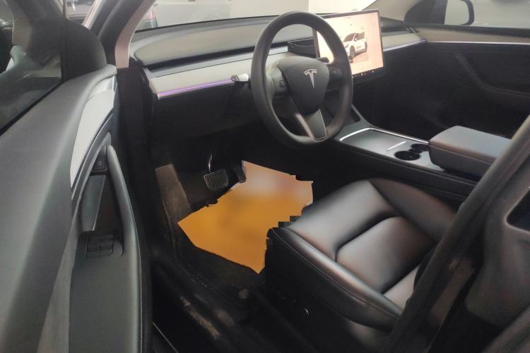 Used Tesla Model Y 2024 Long-Range All-Wheel-Drive Version
