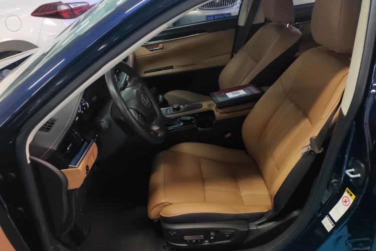 Used Lexus ES 2015 200 Elite Edition
