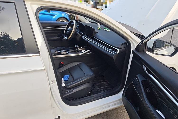 Used Geely Auto Emgrand 2022 4th Generation 1.5L CVT Luxury Model
