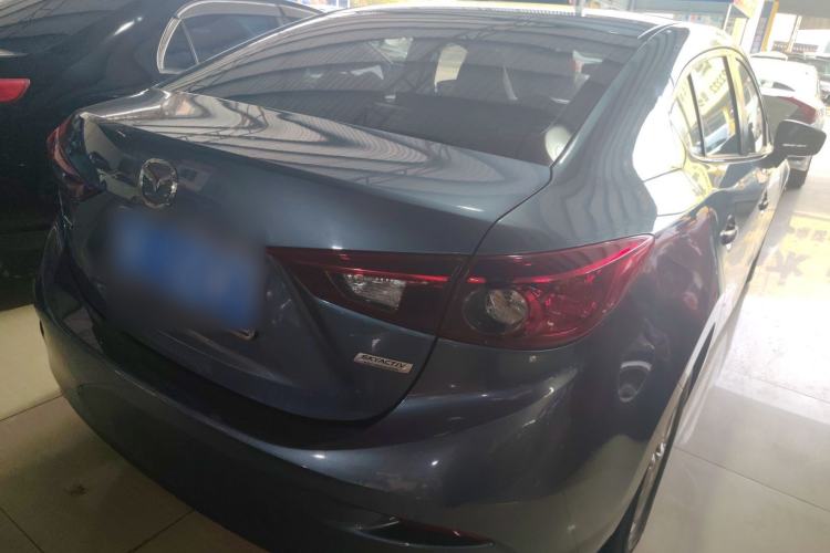 Used Mazda Mazda 3 Axela 2016 Sedan 1.5L Automatic Comfort Model
