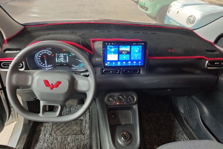 Used Wuling Hongguang New Energy 2025 Extended-Range Hybrid 50KM Comfort Version