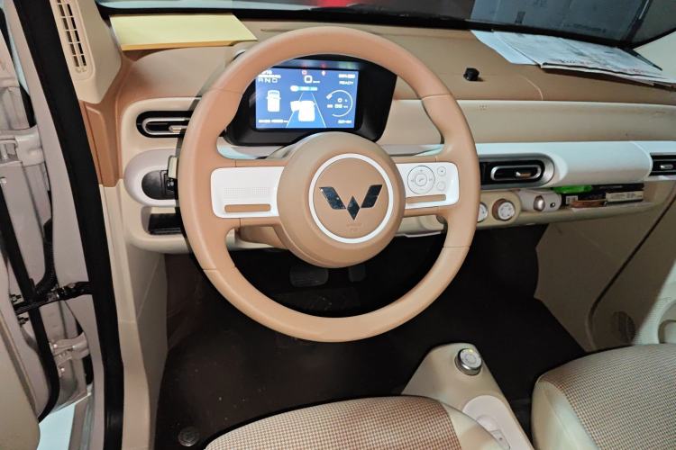 Used Wuling Hongguang MINIEV 2024 3rd Generation 215km Youth Edition
