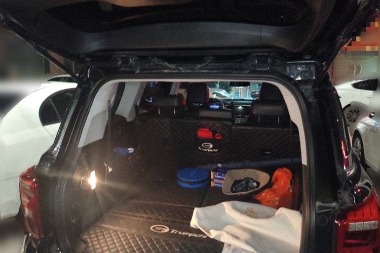 Used GAC Trumpchi GS8 2017 320T Two-Wheel Drive Luxury Smart Connectivity Version (7 Seats)
