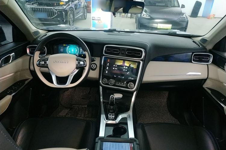 Used Lynk & Co 01 2017 2.0T Two-Wheel Drive Zhaopu Version
