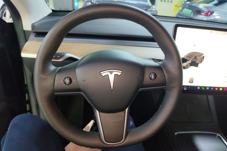 Used Tesla Model Y 2022 Rear-Wheel-Drive Version
