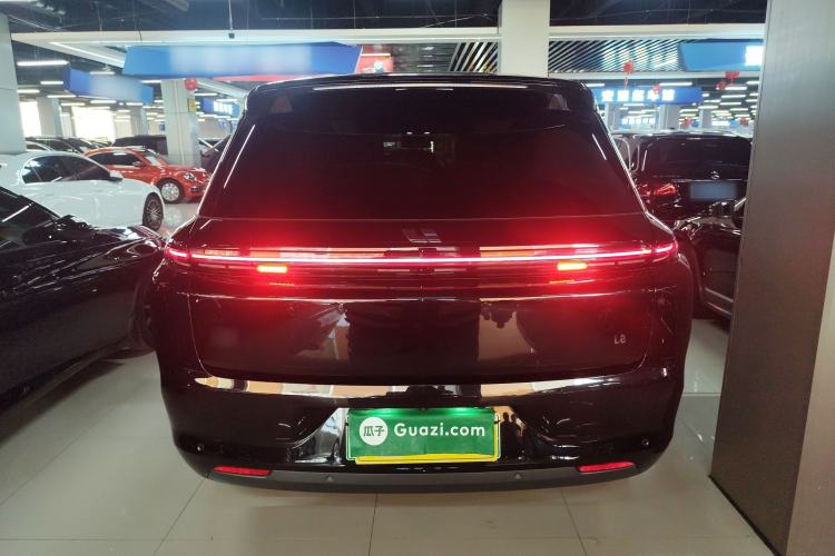 Used Li Auto L8 2023 Air model
