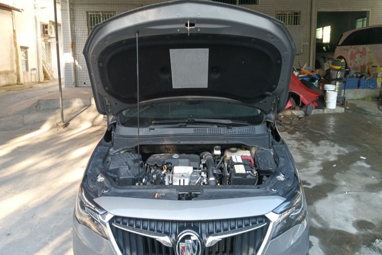 Used Buick GL6 2018 18T 6-Seater Luxury Model
