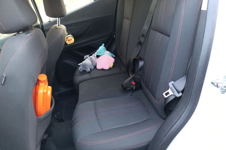 Used Buick Encore 2015 1.4T Automatic Two-Wheel Drive Urban Elite Version