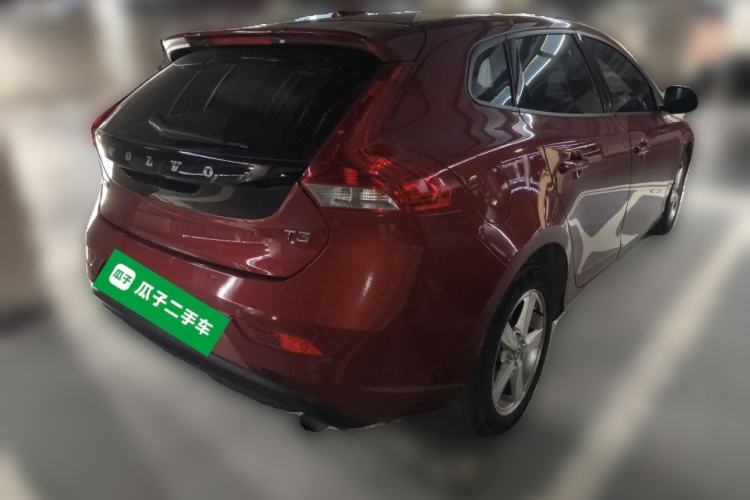 Used Volvo V40 2016 T3 Zhiyi Edition
