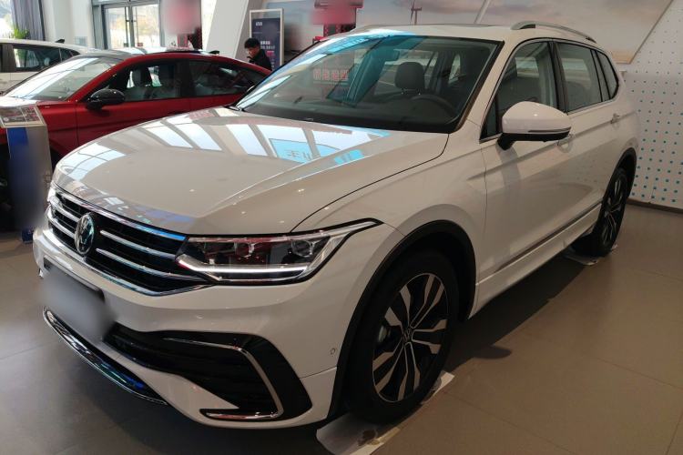 Used Volkswagen Tiguan L 2024 Outstanding Model 330TSI Automatic Two-Wheel Drive R-Line Dragon Glory Edition