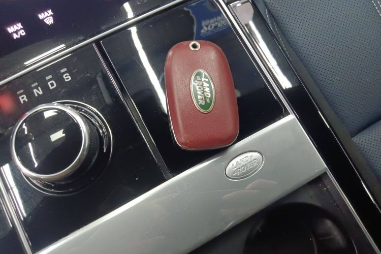 Used Land Rover Range Rover Velar 2020 P250 R-DYNAMIC S
