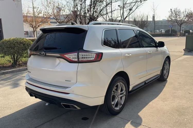 Used Ford Edge 2018 EcoBoost 245 Two-Wheel-Drive Titanium 7-Seater China VI Standard
