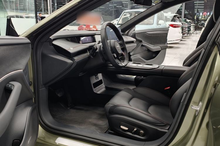 Used  SU7 2024 Rear-Drive Long-Range Intelligent Driving Version
