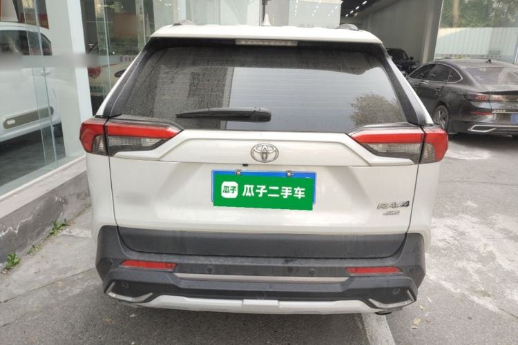 Used Toyota RAV4 2021 2.0L CVT 4x4 Style PLUS Edition
