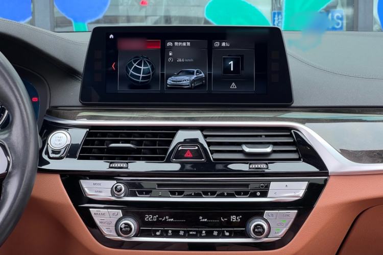 Used BMW 5 Series 2018 Restyled 530Li Leading Edition M Sport Package
